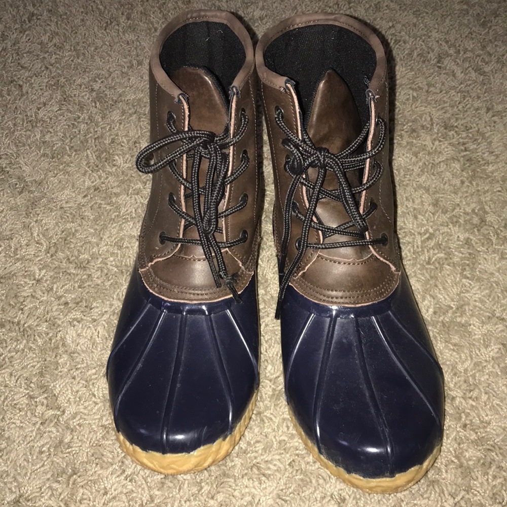 Size 9 Duck Boots